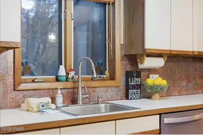 6128 Wales Court, East Stroudsburg, PA 18301 - Photo 12