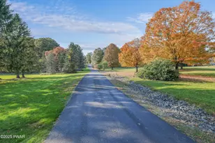 17 Cricket Hill Rd, Hawley, PA 18428 - Photo 92