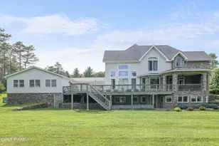 17 Cricket Hill Rd, Hawley, PA 18428 - Photo 86
