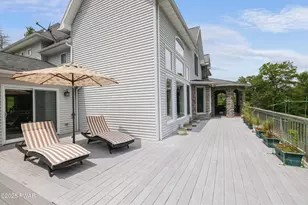 17 Cricket Hill Rd, Hawley, PA 18428 - Photo 68