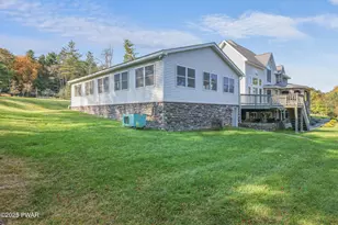 17 Cricket Hill Rd, Hawley, PA 18428 - Photo 90