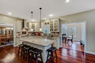 290 W Lakeview Rd, Lackawaxen, PA 18435 - Photo 18