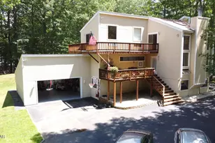 162 Yacht Club Dr, Greentown, PA 18426 - Photo 30