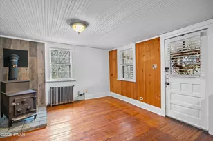 111 Delaware Dr, Lackawaxen, PA 18435 - Photo 10