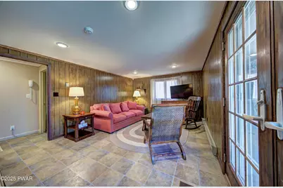 117 N Maple Lane, Greentown, PA 18426 - Photo 32
