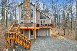 101 Maple Leaf Rd, Lackawaxen, PA 18435 - Photo 2