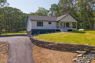 130 Oneida Way, Milford, PA 18337 - Photo 2