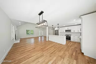 130 Oneida Way, Milford, PA 18337 - Photo 12