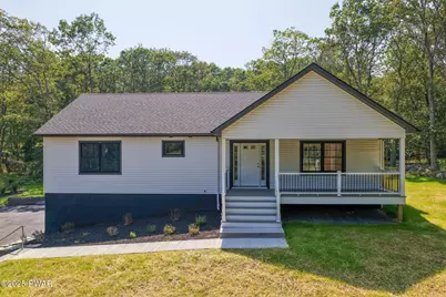 130 Oneida Way, Milford, PA 18337 - Photo 1