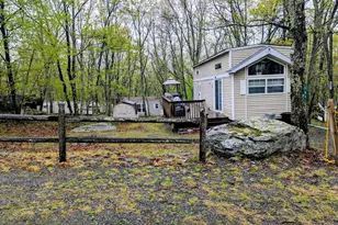 104 Badger Ln, Shohola, PA 18458 - Photo 1