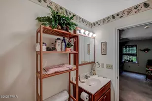 808 Pioneer Ct, Lackawaxen, PA 18435 - Photo 42