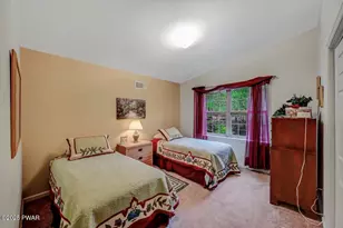 808 Pioneer Ct, Lackawaxen, PA 18435 - Photo 36