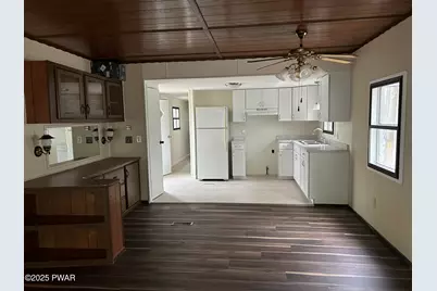 126 Middle Road, Greentown, PA 18426 - Photo 2