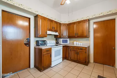 343 Crystal Lake, Carbondale, PA 18407 - Photo 36