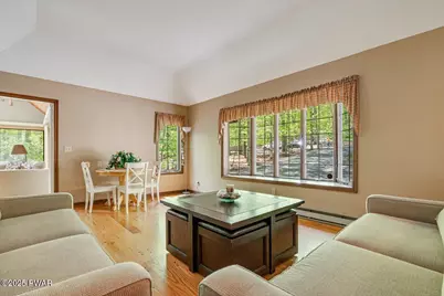 146 Cove Point Circle, Lakeville, PA 18438 - Photo 8