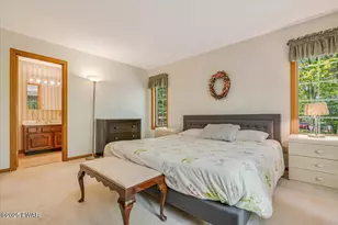 146 Cove Point Cir, Lakeville, PA 18438 - Photo 30