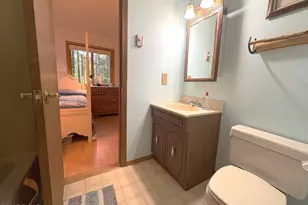 1050 Rainbow Dr, Lake Ariel, PA 18436 - Photo 20