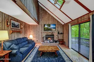 24 Lakewood Dr, Lake Ariel, PA 18436 - Photo 10