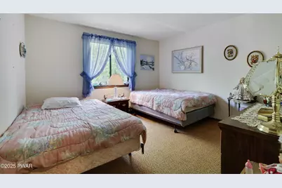 105 Golden Eagle Terrace, Milford, PA 18337 - Photo 16