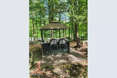 100 S Granite Drive, Greentown, PA 18426 - Photo 24