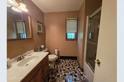 137 Hillcrest Drive, Lords Valley, PA 18428 - Photo 12
