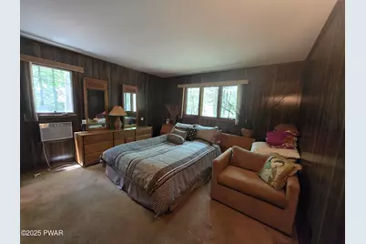 137 Hillcrest Drive, Lords Valley, PA 18428 - Photo 18