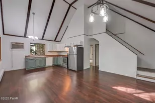 268 S Fairway Dr, Lake Ariel, PA 18436 - Photo 10