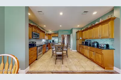 233 Shadow Wood Circle, Archbald, PA 18403 - Photo 6