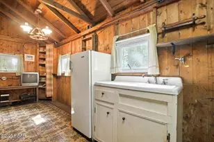 193 Old Rte 402, Dingmans Ferry, PA 18328 - Photo 20