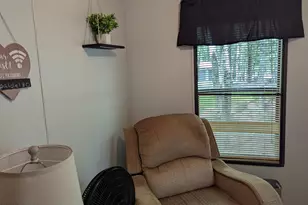 109 Woodpecker Ln, Shohola, PA 18458 - Photo 16