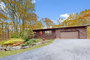 105 Longridge Dr, Lords Valley, PA 18428 - Photo 1