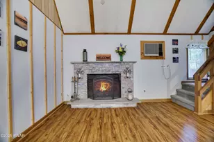 34 Elmwood Ct, Lake Ariel, PA 18436 - Photo 12