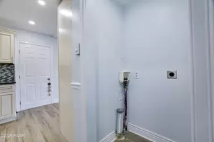 3109 Snowden Dr, Bushkill, PA 18324 - Photo 18