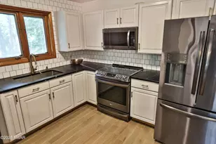 216 Canterbrook Dr, Lords Valley, PA 18328 - Photo 14