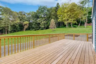 136 Heaters Hill Rd, Matamoras, PA 18336 - Photo 4