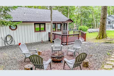 30 Lakeside Drive, Lakeville, PA 18438 - Photo 4