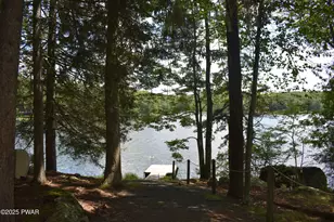 115 Heron Bay, Lords Valley, PA 18428 - Photo 2