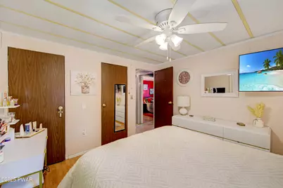 202 Fox Road, Dingmans Ferry, PA 18328 - Photo 12