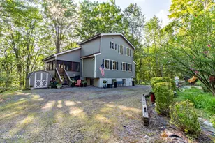 171 Ridgeview Dr, Lake Ariel, PA 18436 - Photo 2