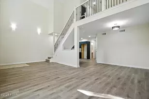 1073 West Side Dr, Newfoundland, PA 18445 - Photo 12