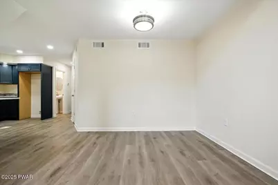 1073 Westside Drive, Newfoundland, PA 18445 - Photo 18