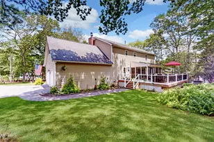 151 Primrose Ln, Milford, PA 18337 - Photo 2