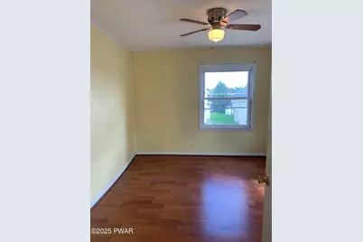 911 Lincoln Avenue, Blakely, PA 18447 - Photo 16