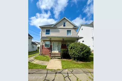 911 Lincoln Avenue, Blakely, PA 18447 - Photo 2