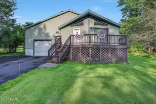 19 Golf Course Dr, Thornhurst, PA 18424 - Photo 52