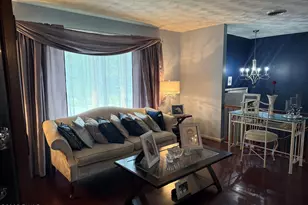 188 Drakes Ln, Old Forge, PA 18518 - Photo 2