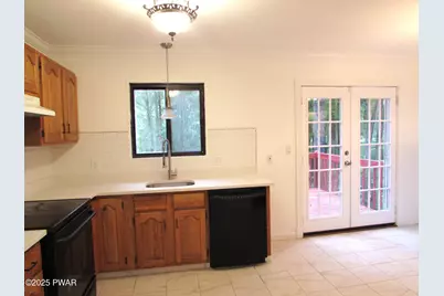 109 Rodeo Lane, Lords Valley, PA 18428 - Photo 10