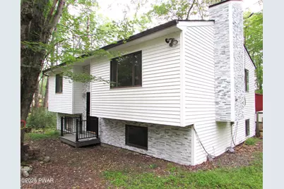 109 Rodeo Lane, Lords Valley, PA 18428 - Photo 2