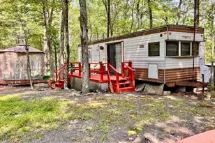 151 Dingman Dr, Milford, PA 18337 - Photo 2