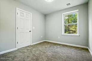 1073 West Side Dr, Newfoundland, PA 18445 - Photo 50